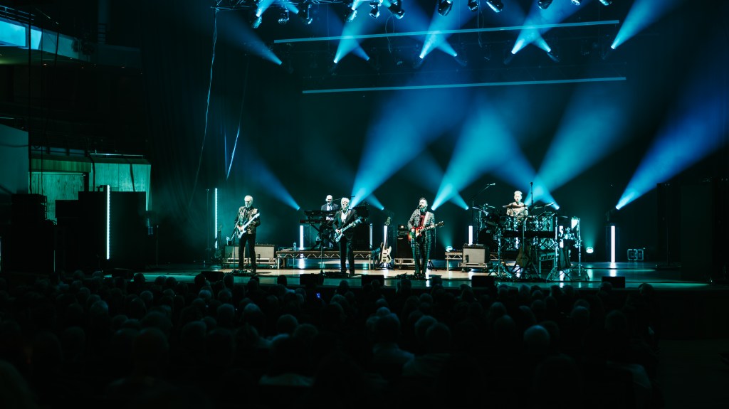 10cc - The Bridgewater Hall, Manchester: Live Review : At The Barrier